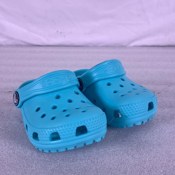 $20 crocs